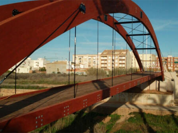 Pasarela sobre el barranc de Picassent en Alcasser